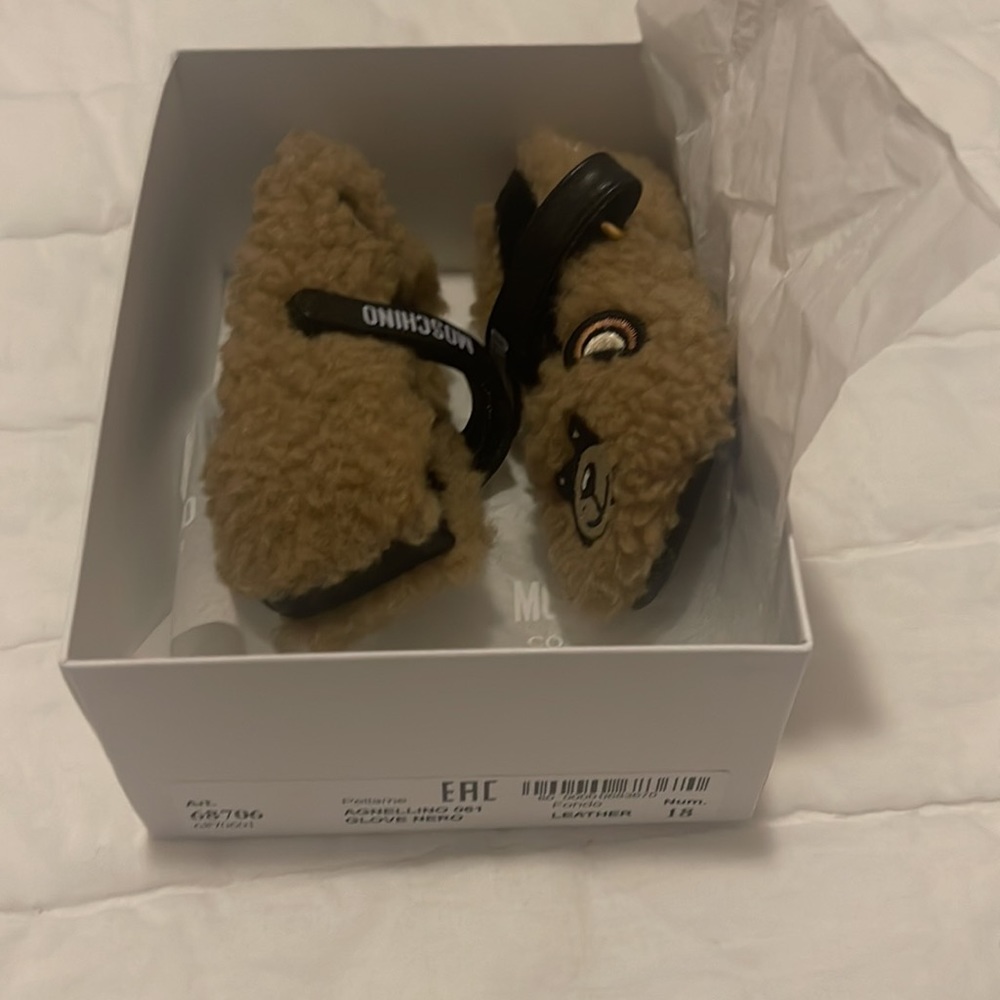 Moschino Teddy Bear Flats (Sz 18 EU) - Picture 5 of 7
